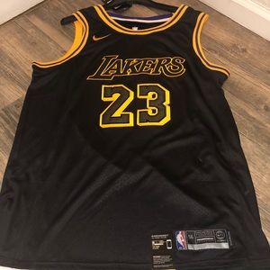 Lebron James jersey